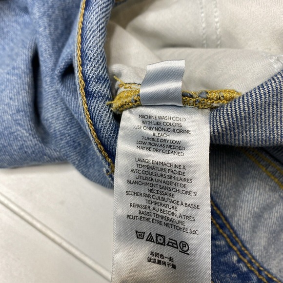 Free People We the Free Straight Leg Cropped Distressed Jeans Button Fly Size 28 - Picture 16 of 16